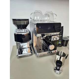 Fika Maestro|VENEK|Halvautomatisk Espressomaskin med automatisk mjölkskummare