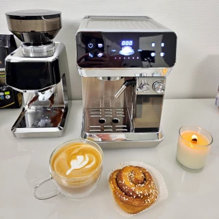 Fika Maestro|VENEK|Halvautomatisk Espressomaskin med automatisk mjölkskummare