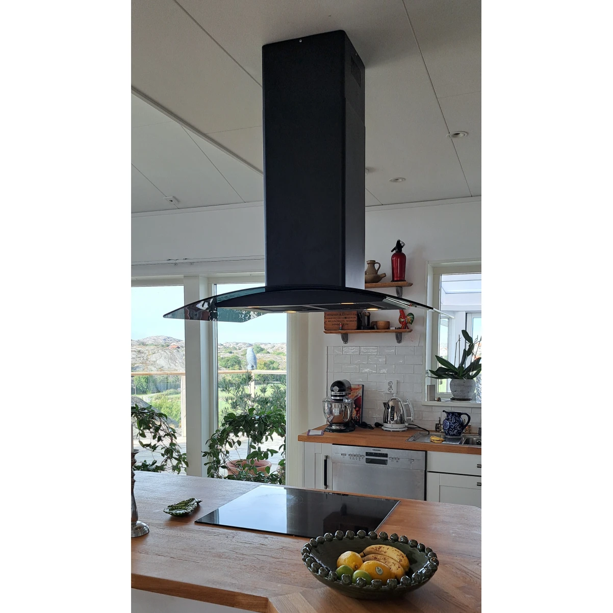 Frihängande köksfläkt 90cm svart |VENEK|Novum|