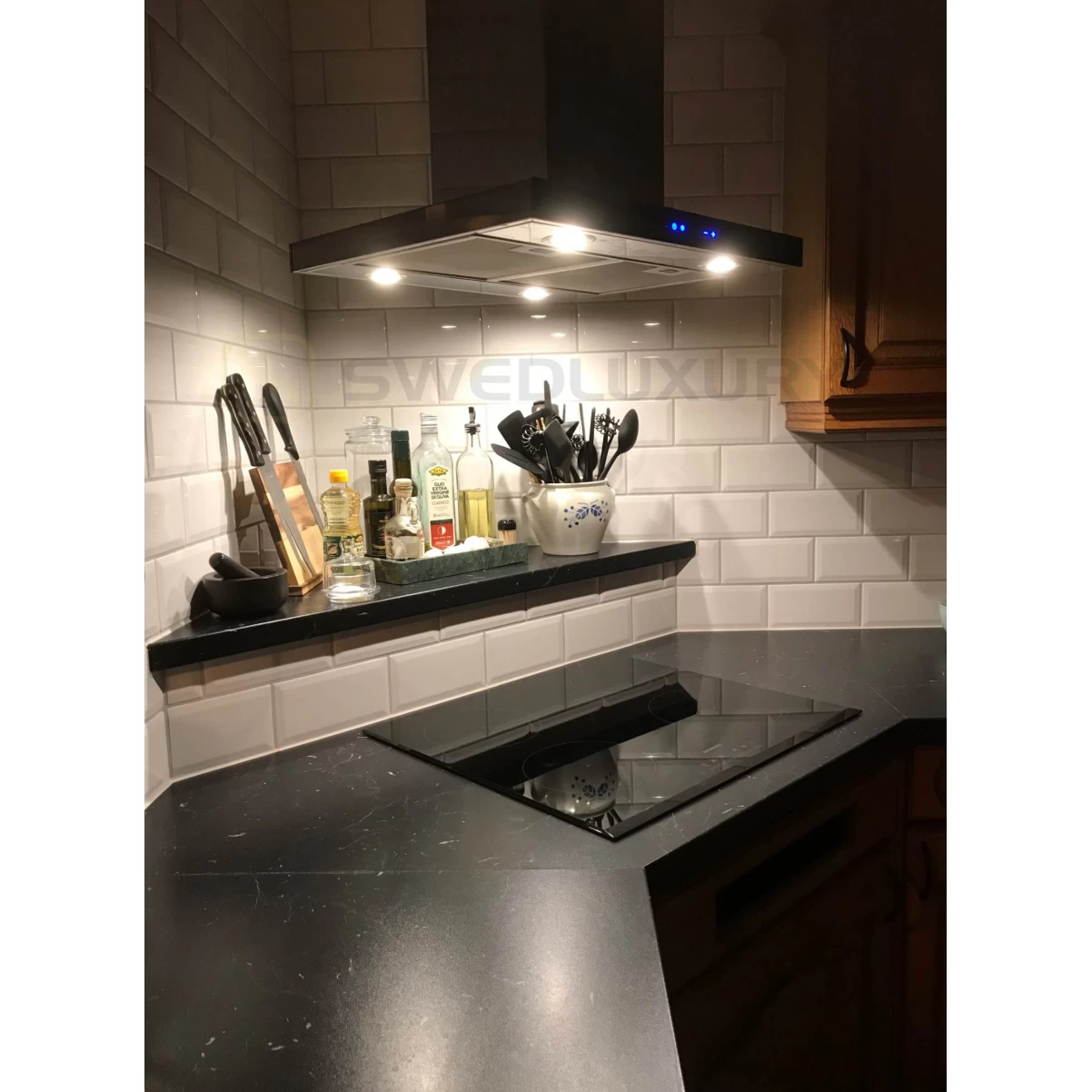 Frihängande köksfläkt 60cm / 90 cm rostfritt stål+ svart glas|SWEDLUXURY|Pacific